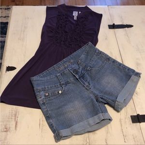 BUBBLEGUM jean shorts in excellent condition. Size 3/4 juniors.